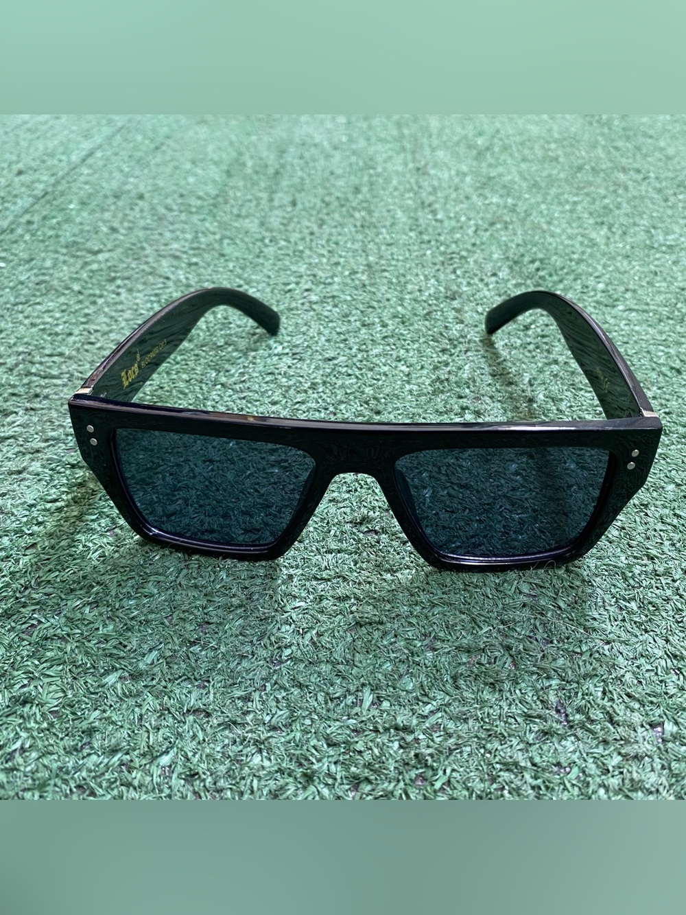 Loc sunglasses